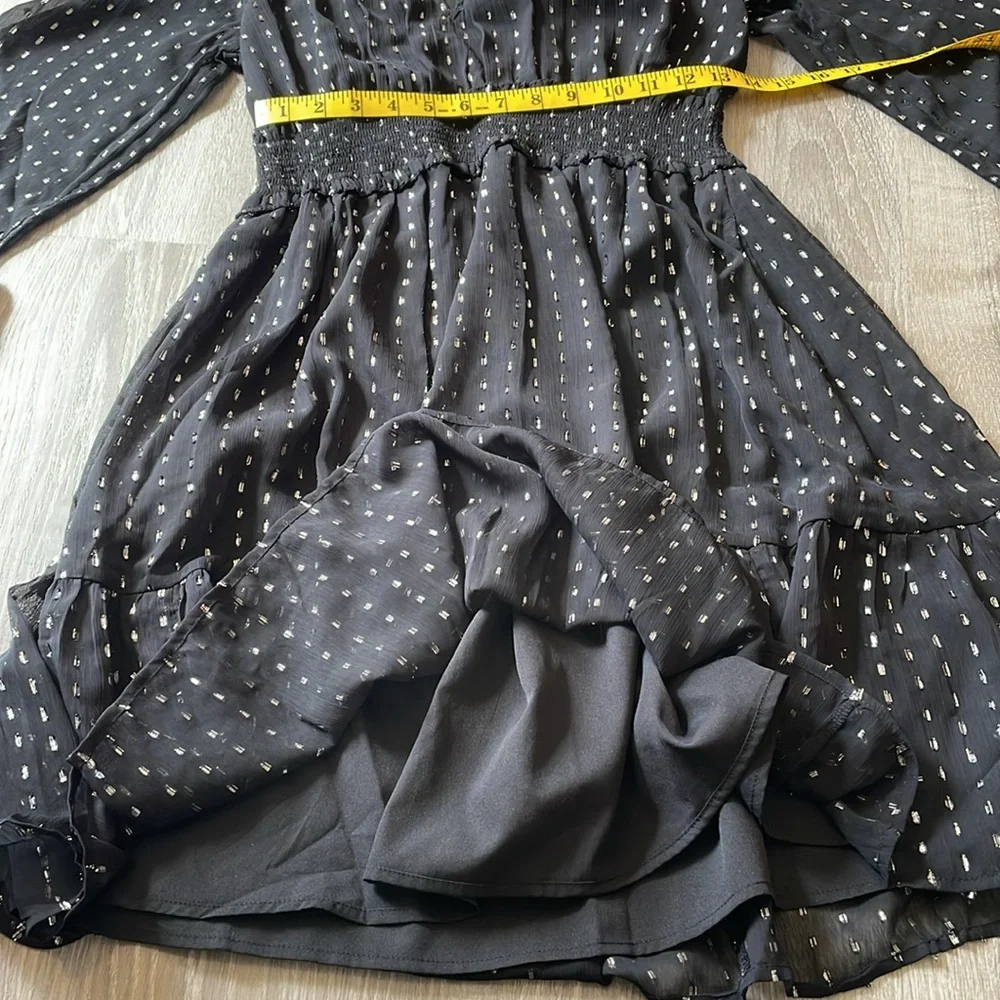 Old Navy Maternity Waist Defined Clip-dot dress - Picture 5 of 8